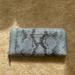 Michael Kors wallet